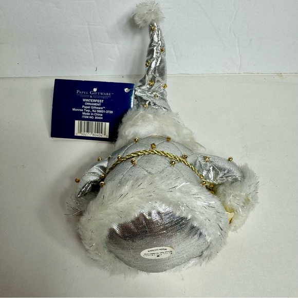 NWT. Beautiful Santa Ornament. Adorable Santa wearing silver quilted outfit - Picture 9 of 11